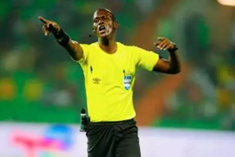 صافرة مالية تقود مباراة المصري وسيمبا في ربع نهائي الكونفدرالية